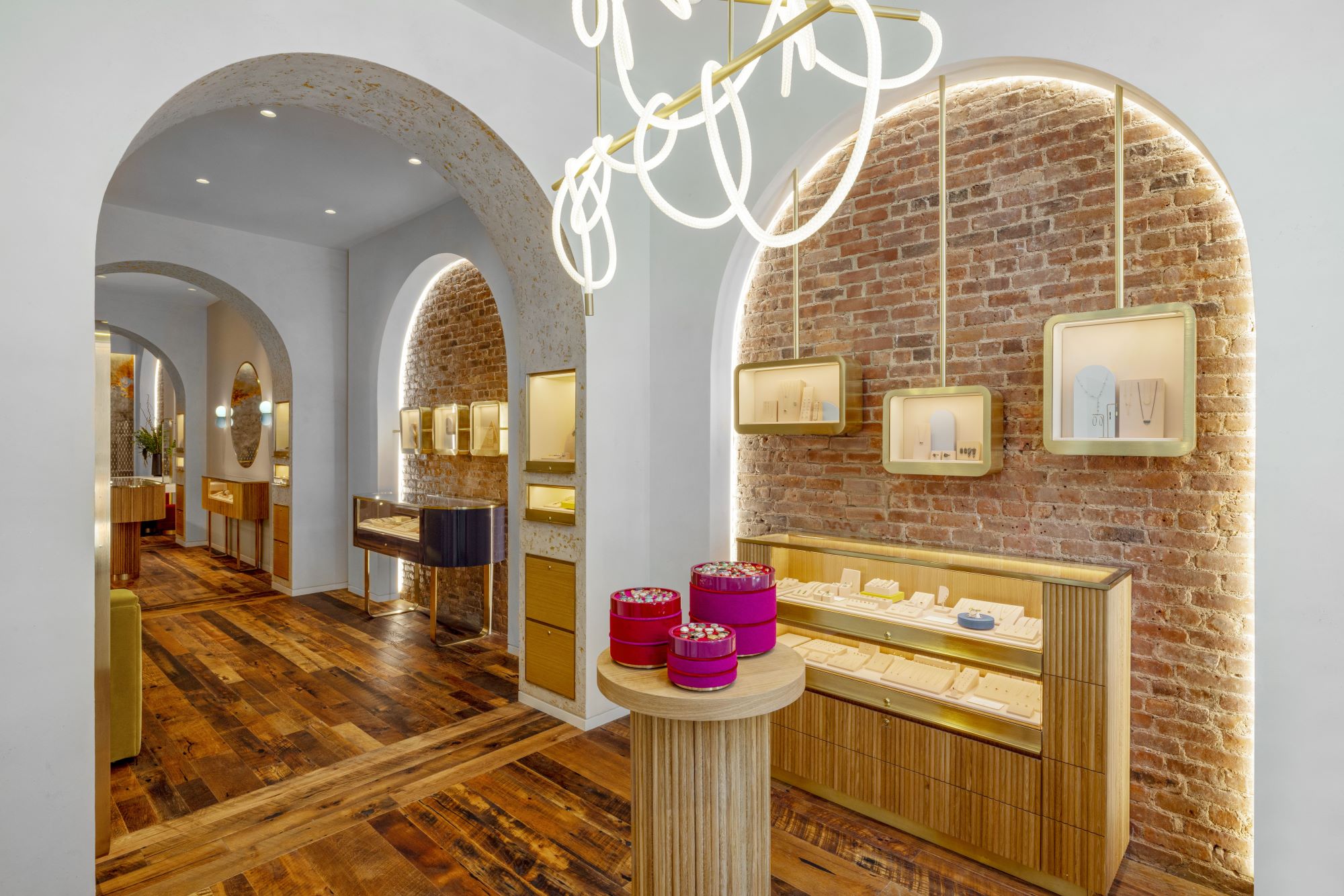 How Greenwich St. Jewelers has thrived through 46 years of change and  challenges in NYC - NRF