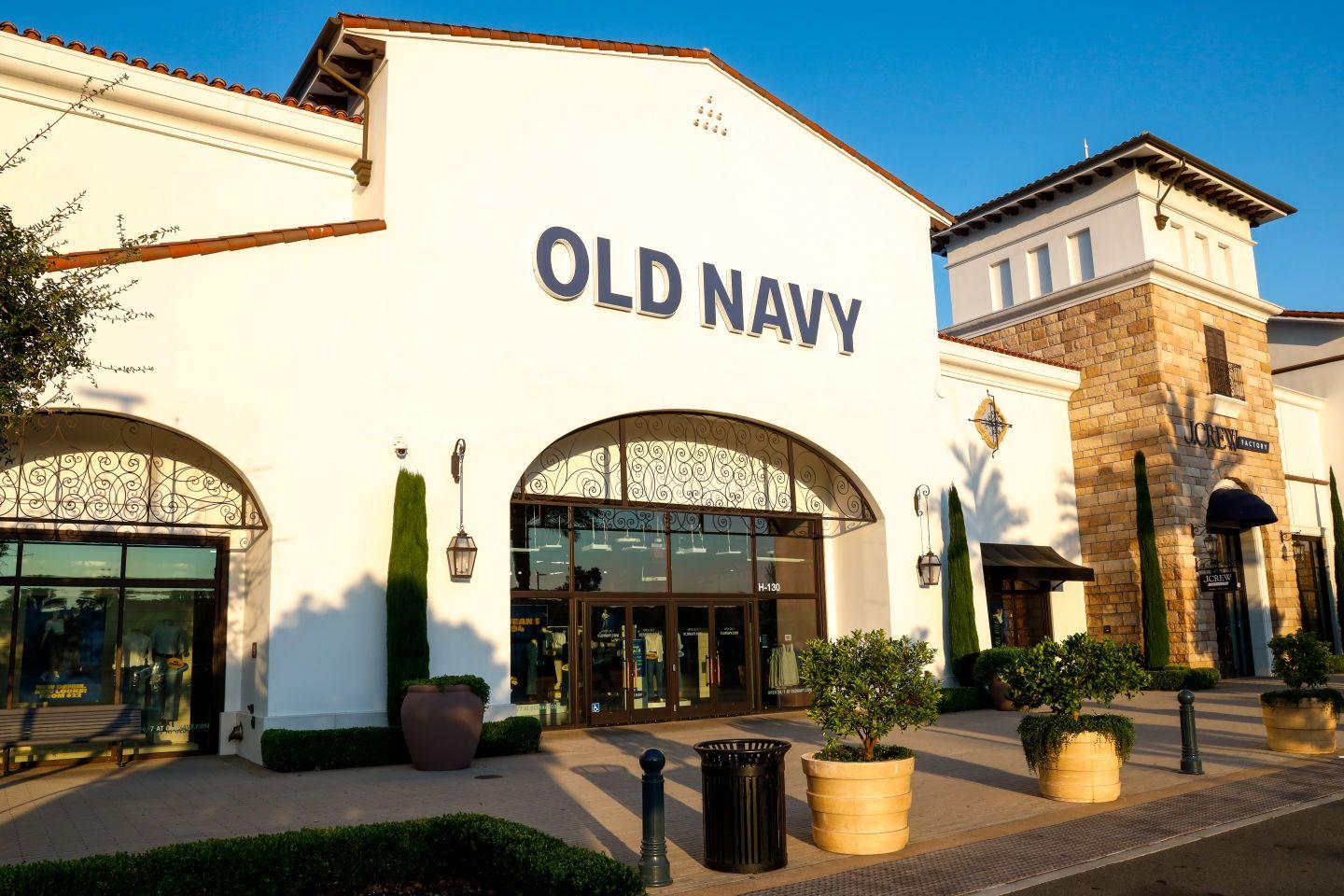 Old Navy store exterior.