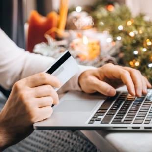 Holiday online shopping