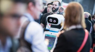 NRF 2019 Expo Hall robot